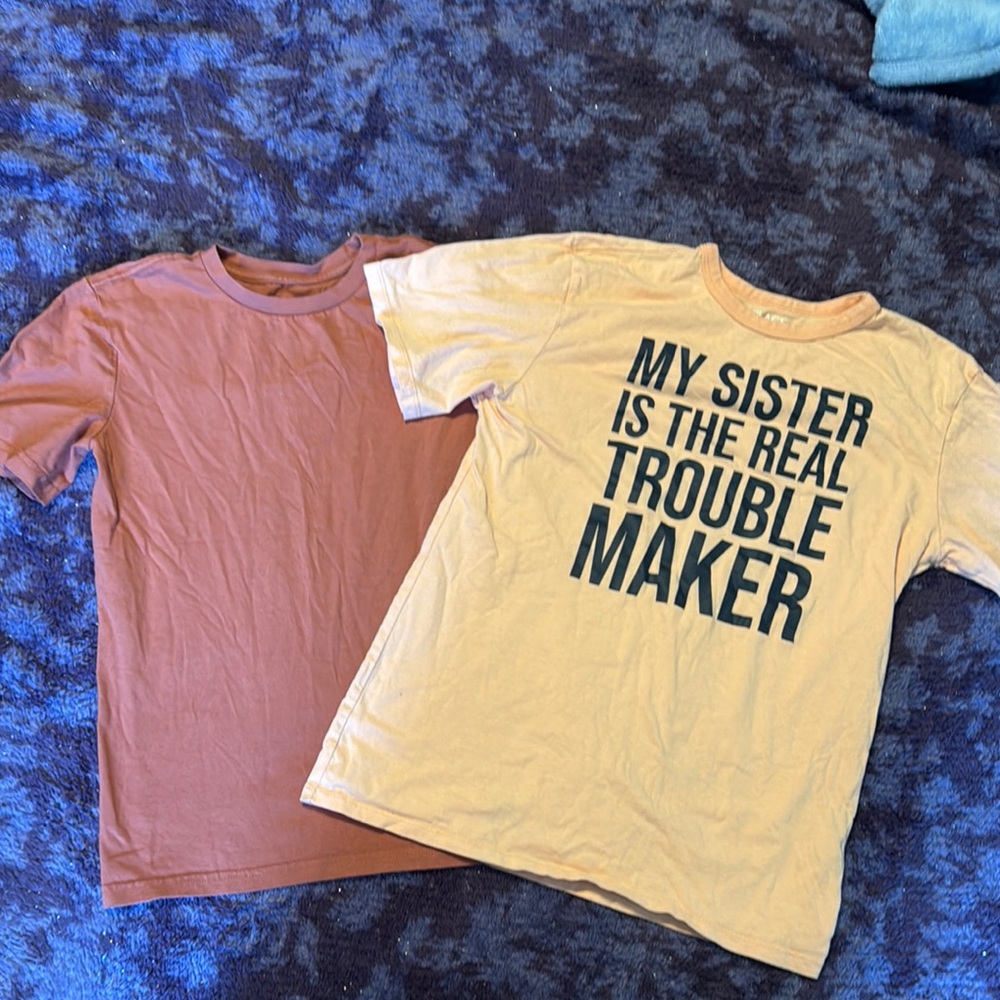 5/$25 Boys 10/12 Trouble Maker Kids T-Shirt Set